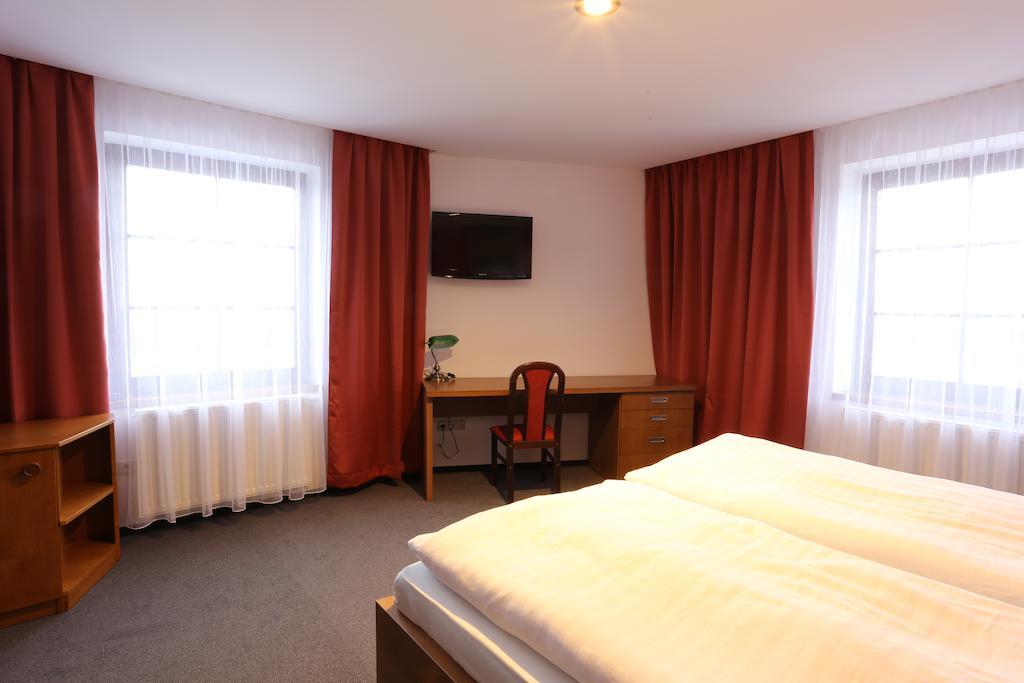 Hotel Hajcman Zdar Nad Sazavou Exterior photo