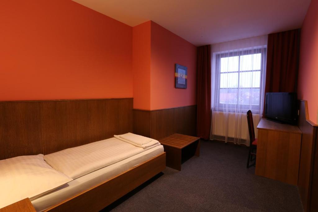 Hotel Hajcman Zdar Nad Sazavou Exterior photo